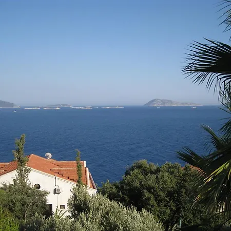 Peaceful Paradise Apartament Golcuk